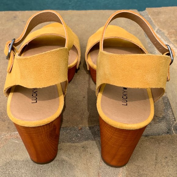 Lucky Brand Yellow Platform Sandals - Picture 9 of 16